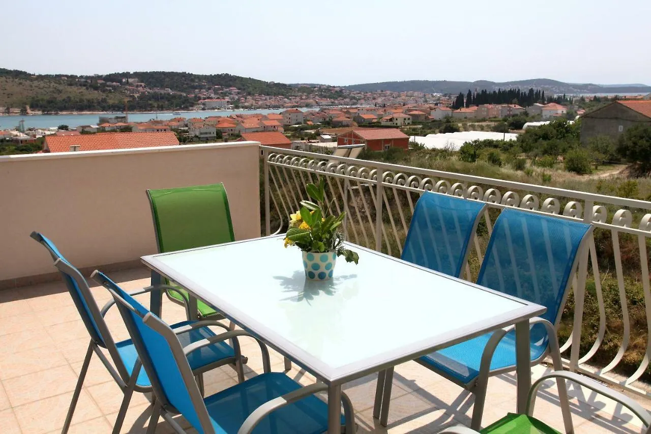 Apartman Dinka Trogir Apartment